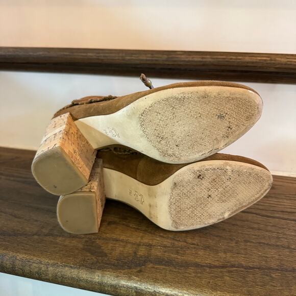 Tory Burch Huntington Beaded Embroidered Suede Fringe Bootie Size 7 EUC - Picture 5 of 8